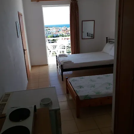 Yanna & Tsilivi (Zakynthos)