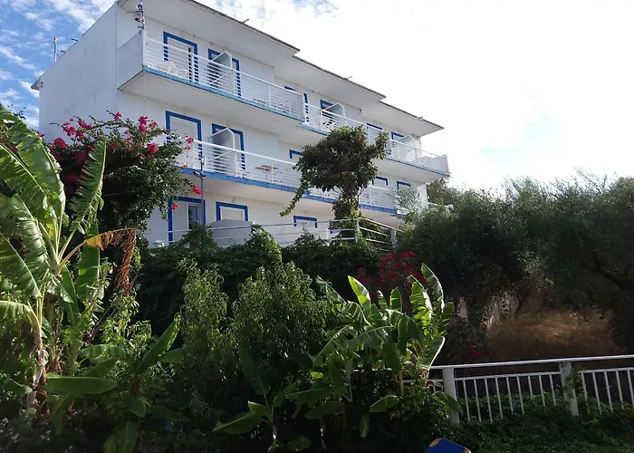 Yanna & Tsilivi (Zakynthos)