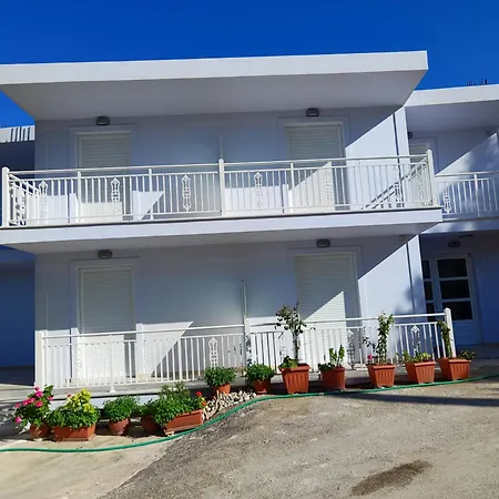 Apartamento Yanna Studios&apartments *
